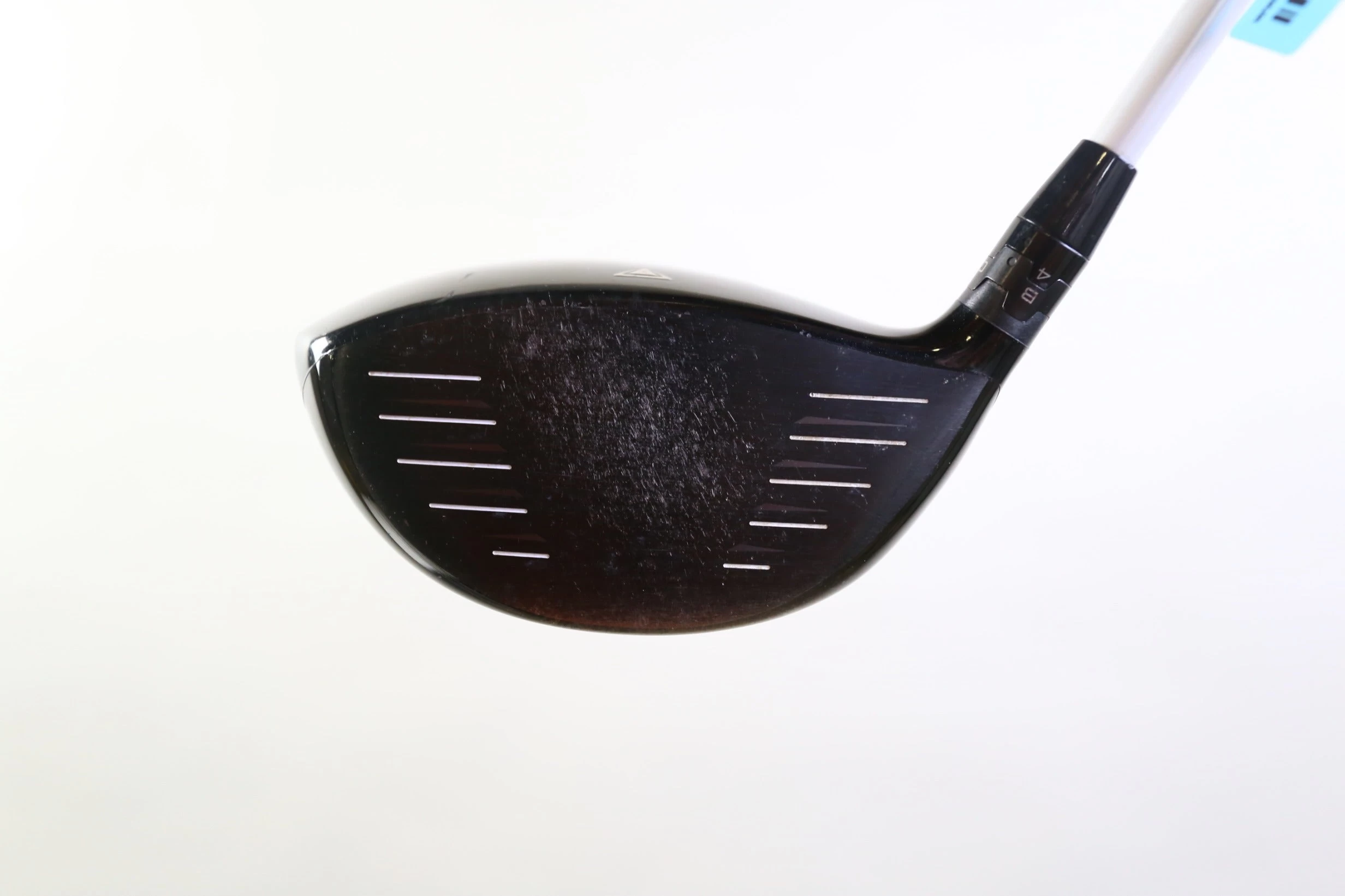 Titleist 915D2 Driver - Right-Handed - 10.5 Degrees - Stiff Flex - Image 6