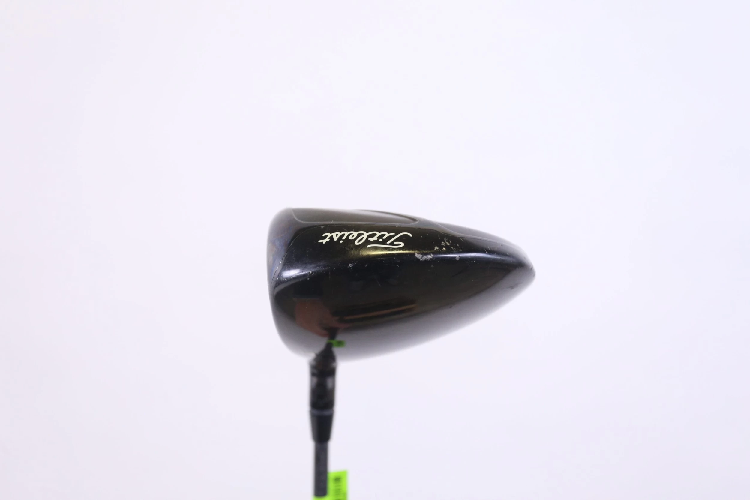 Titleist 910D2 Driver - Right-Handed - 8.5 Degrees - Stiff Flex - Image 3
