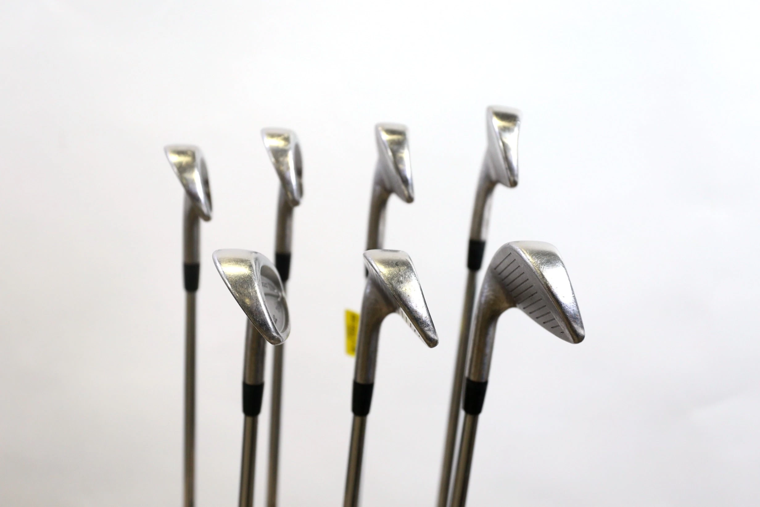 Titleist 704.CB 4-9, PW Iron Set RH S300 Steel Shaft Stiff Flex - Image 3