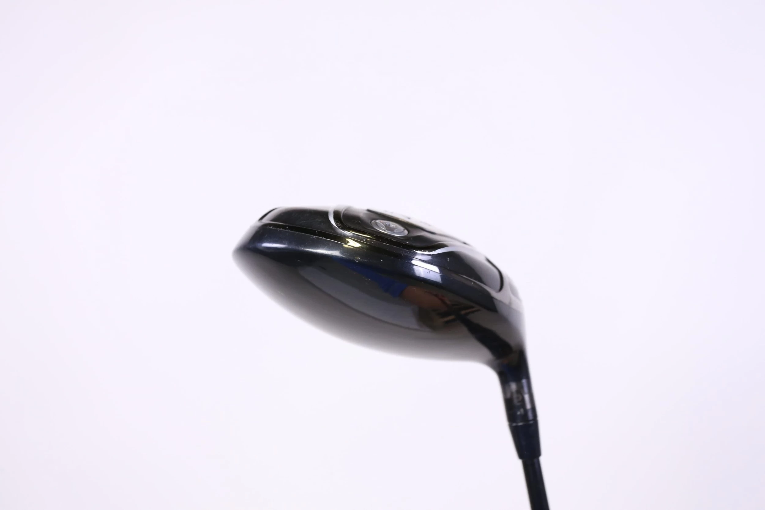 Titleist 910D3 Driver - Right-Handed - 10.5 Degrees - Stiff Flex - Image 4