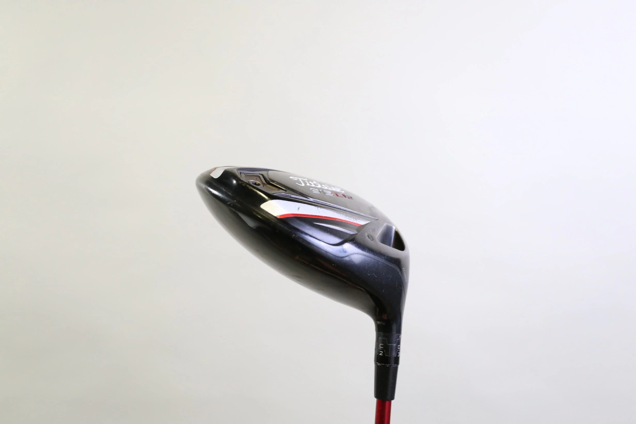 Titleist 913D2 Driver - Right-Handed - 12 Degrees - Ladies Flex - Image 3