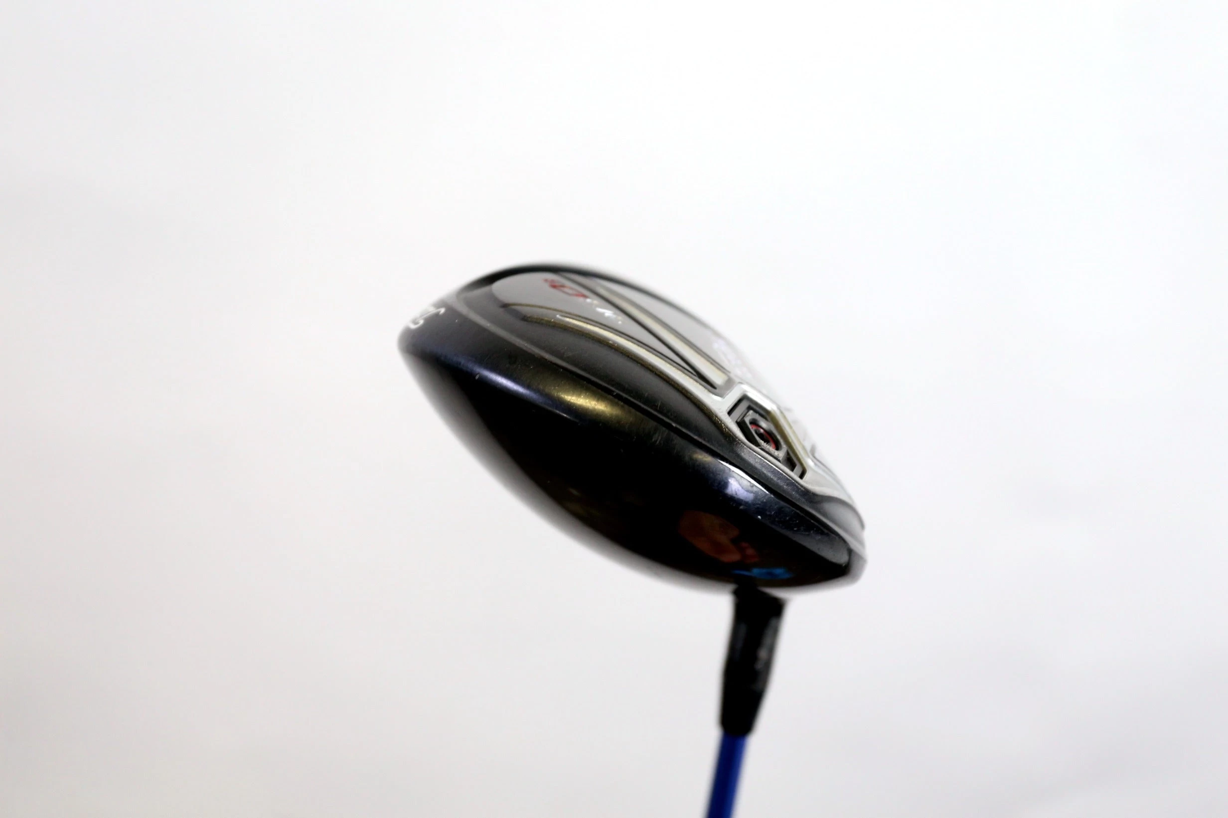 Titleist 915D3 Driver - Right-Handed - 9.5 Degrees - Regular Flex - Image 3