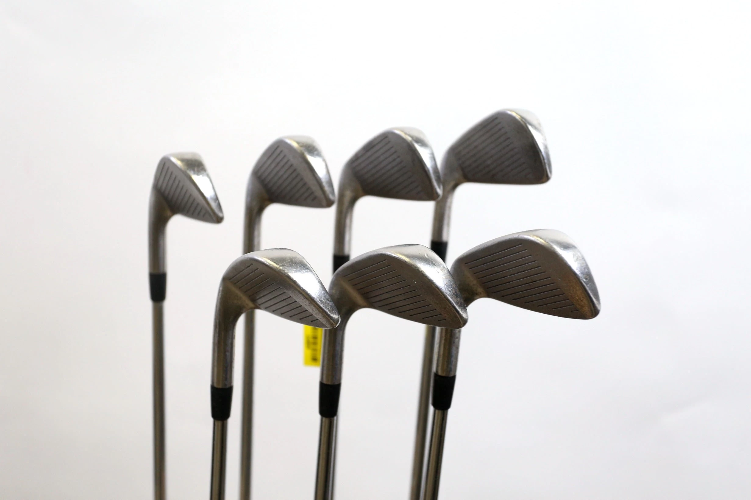 Titleist 704.CB 4-9, PW Iron Set RH S300 Steel Shaft Stiff Flex - Image 4