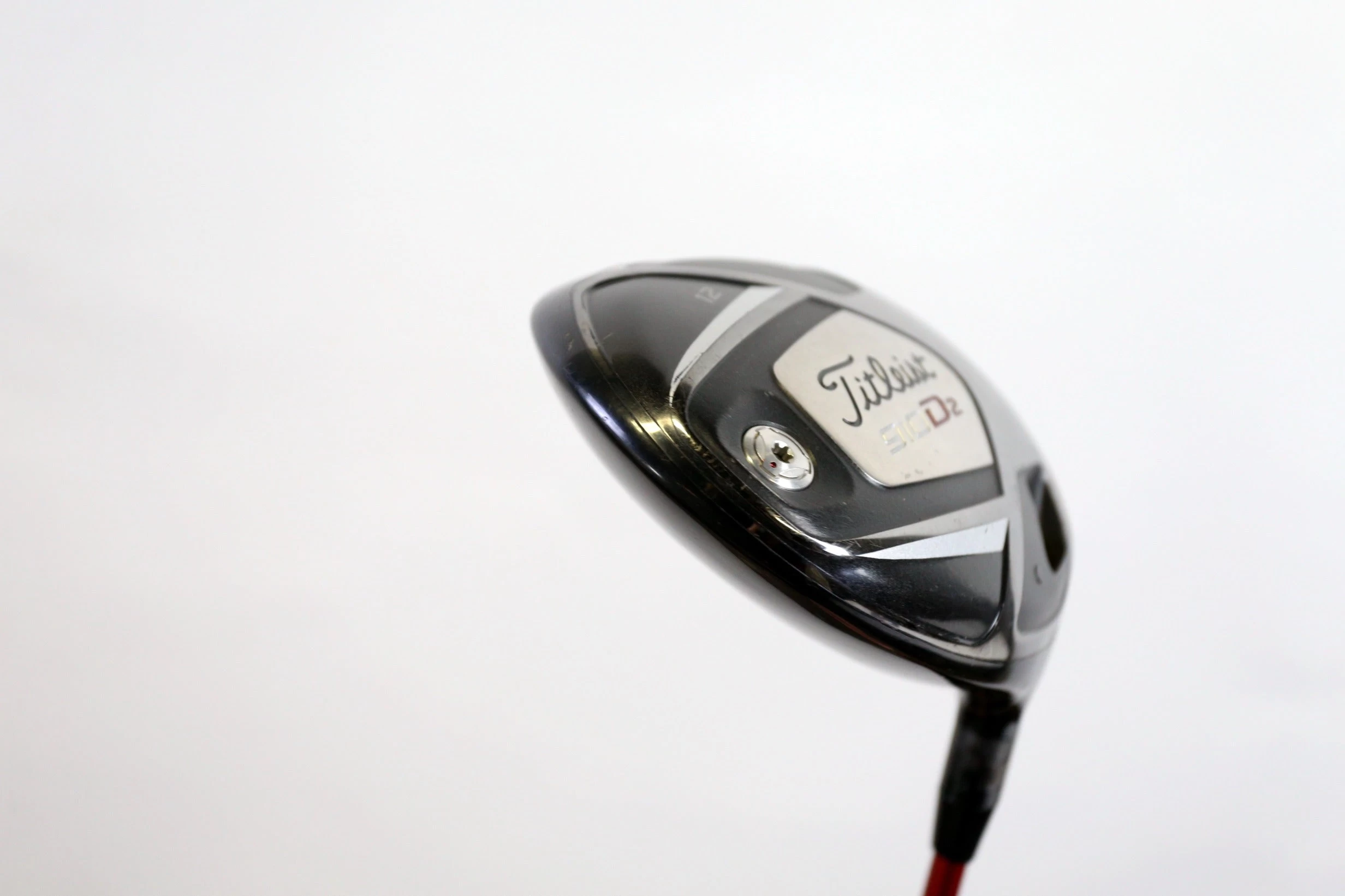 Titleist 910D2 Driver - Right-Handed - 12 Degrees - Stiff Flex - Image 3