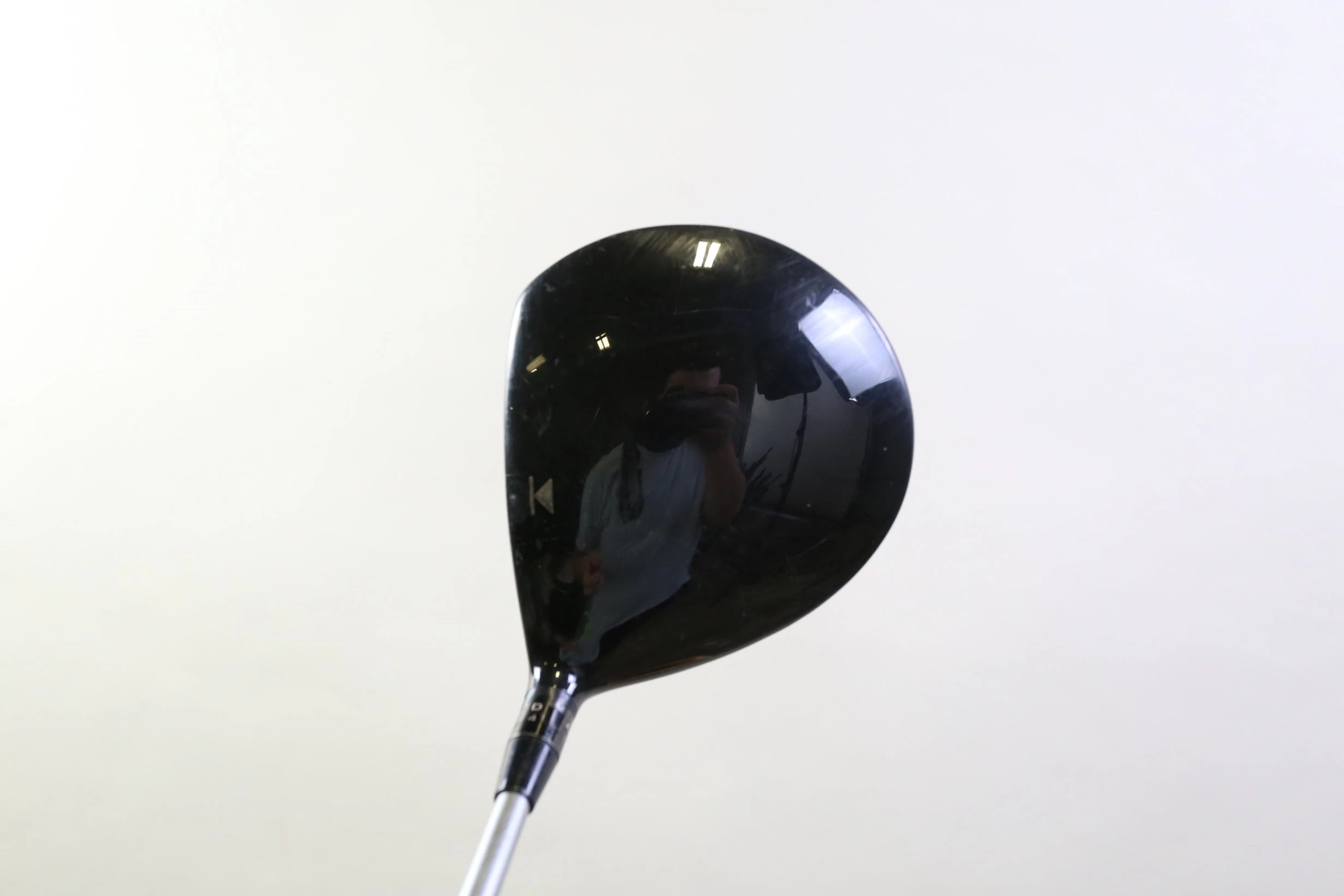 Titleist 910D2 Driver - Right-Handed - 10.5 Degrees - Stiff Flex - Image 7