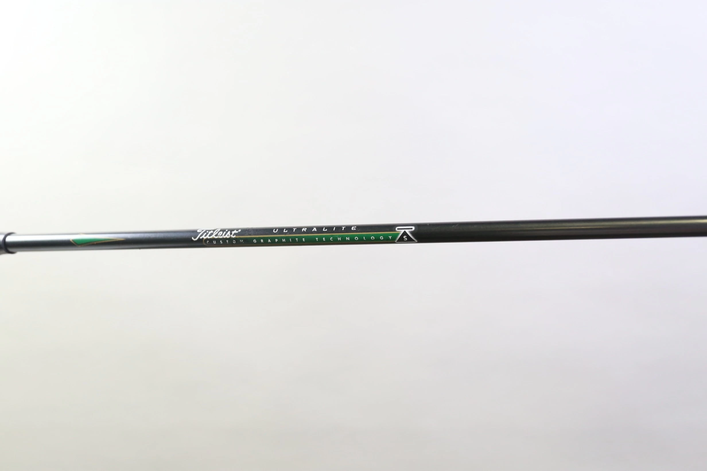 Titleist 975D Driver - Right-Handed - 10.5 Degrees - Stiff Flex - Image 8