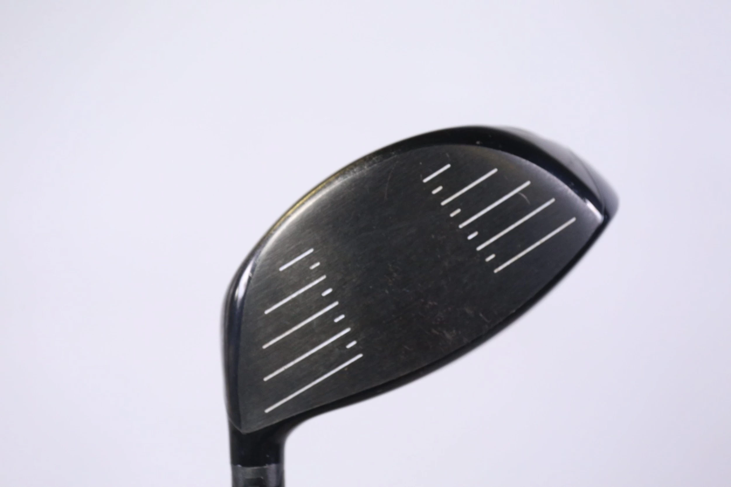 Titleist 910D3 Driver - Right-Handed - 8.5 Degrees - Stiff Flex - Image 5