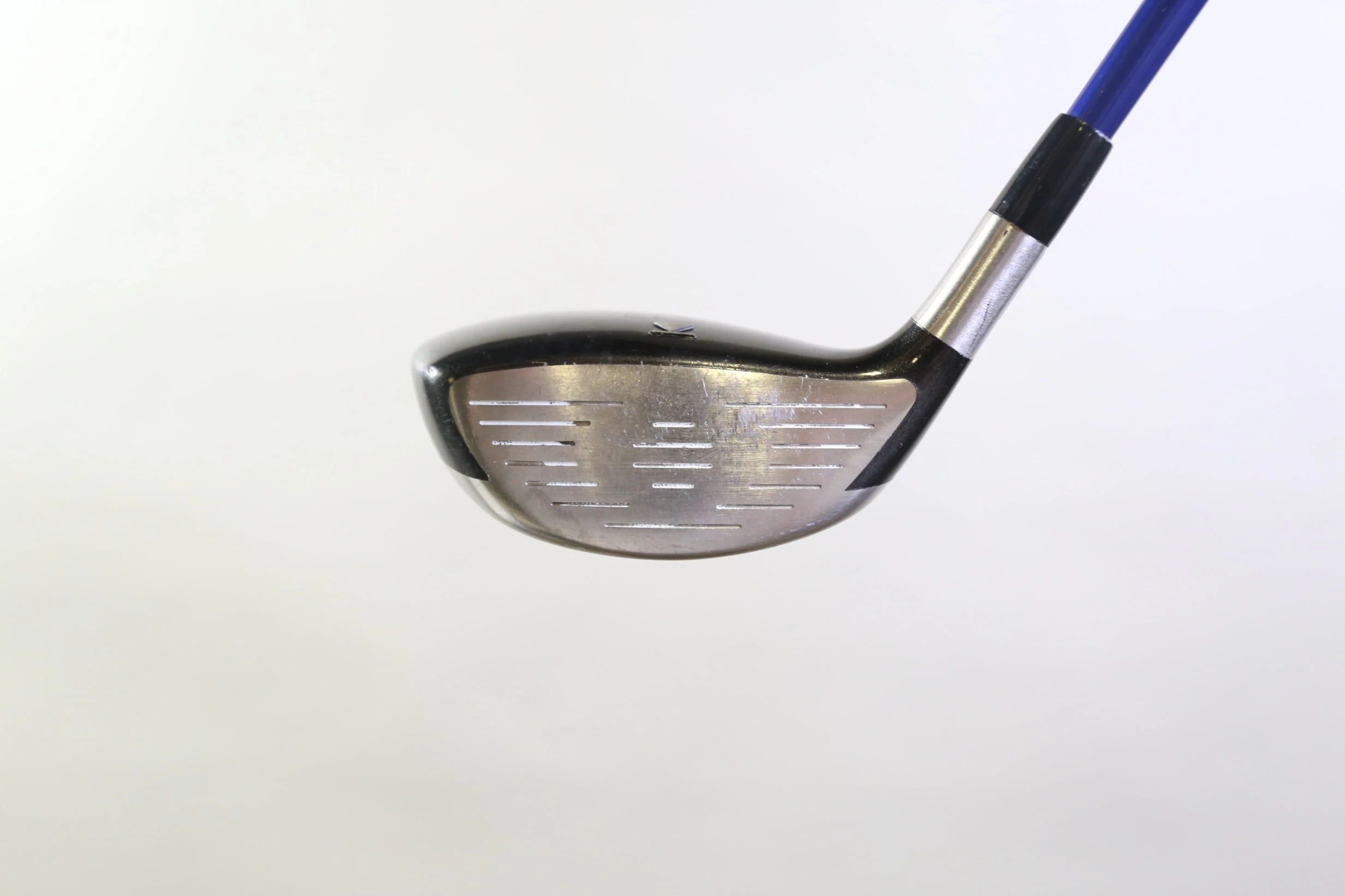 Titleist 904F 4 Wood 17* RH 42.5 In YS-6+ Graphite Shaft Stiff Flex - Image 6