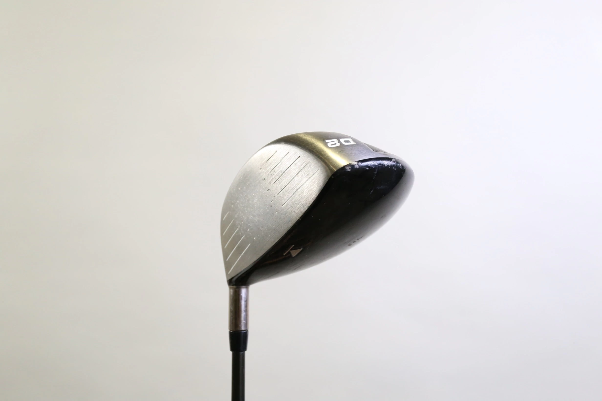Titleist 907 D2 Driver - Right-Handed - 7.5 Degrees - Stiff Flex - Image 5