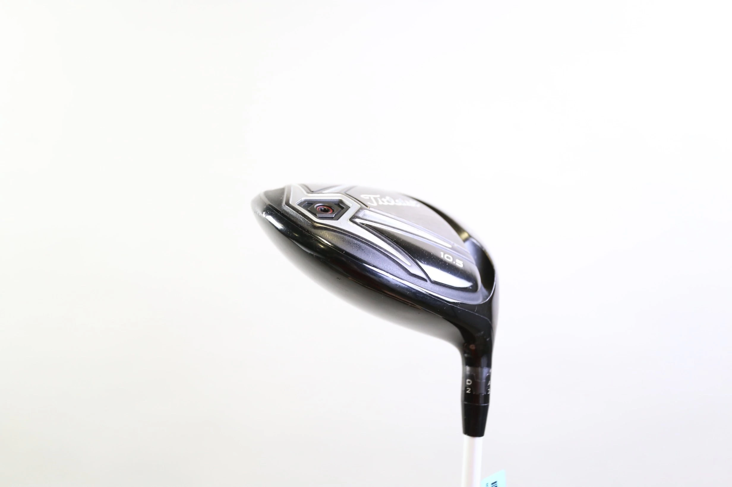 Titleist 915D2 Driver - Right-Handed - 10.5 Degrees - Stiff Flex - Image 3